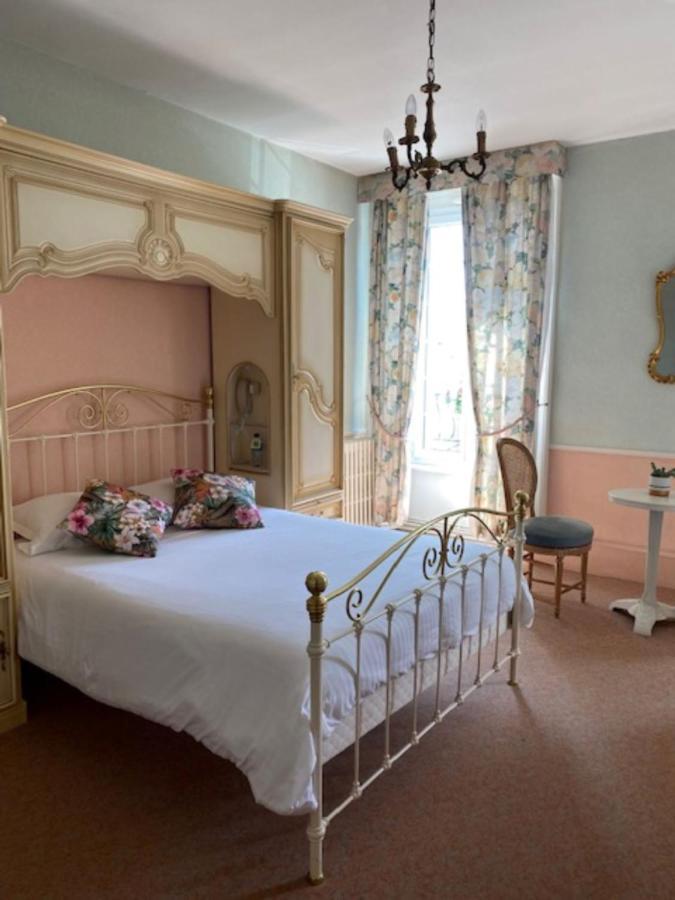 Le Relais De La Rance - Chambres D'Hotes Quédillac Dış mekan fotoğraf
