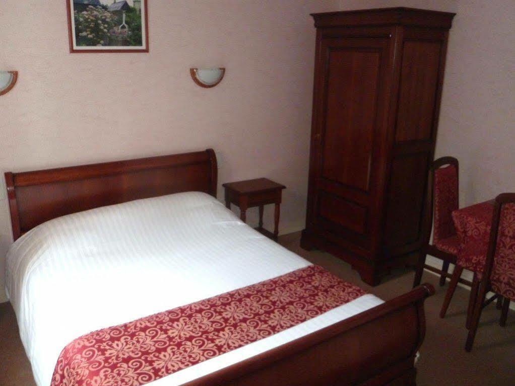Le Relais De La Rance - Chambres D'Hotes Quédillac Dış mekan fotoğraf