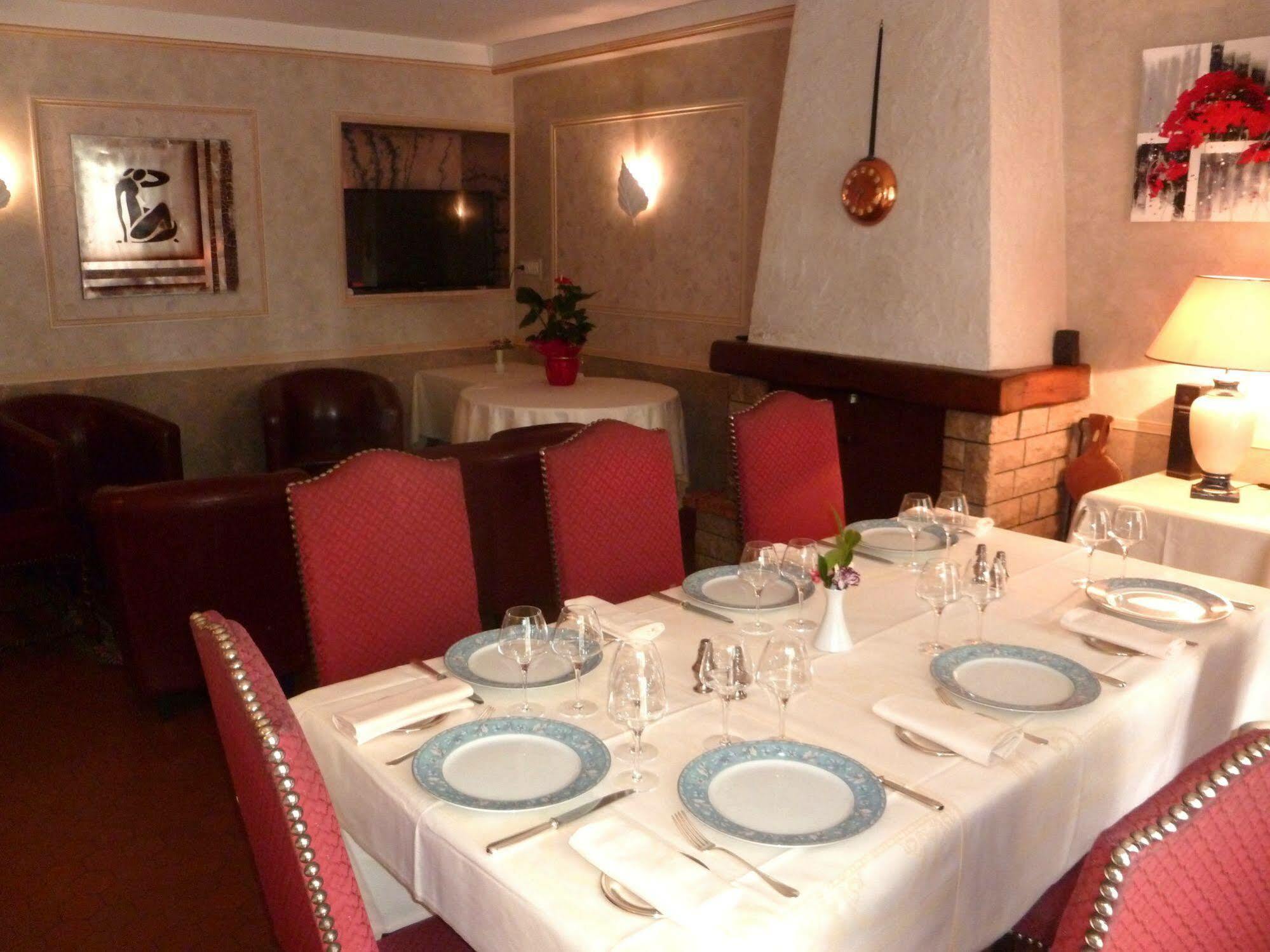 Le Relais De La Rance - Chambres D'Hotes Quédillac Dış mekan fotoğraf